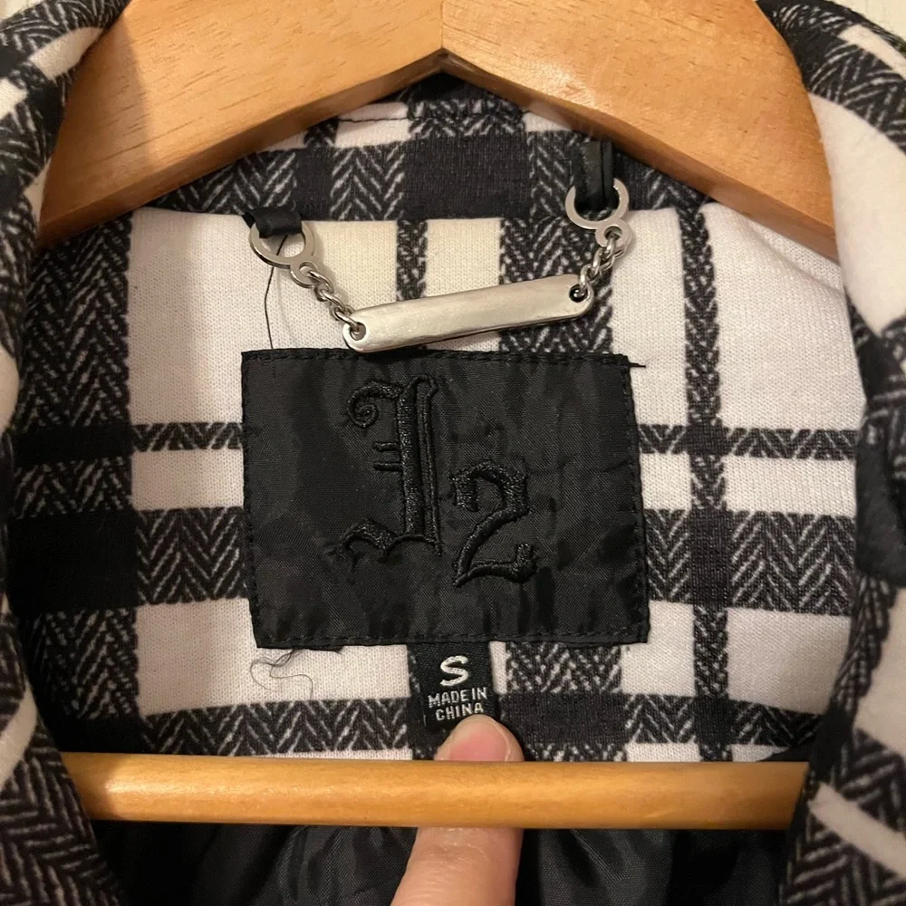size small plaid coat - Picture 3 of 3